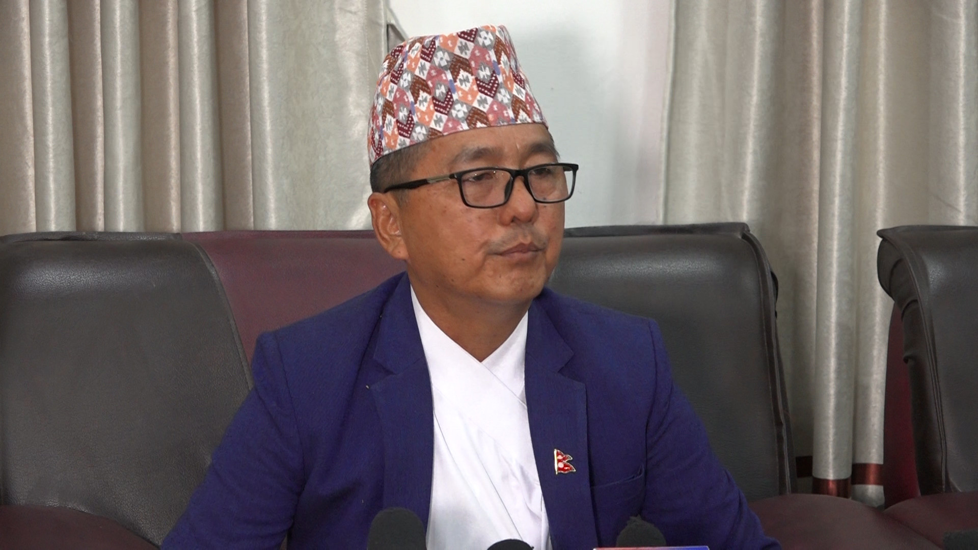 आफ्नै निर्णयले राजेन्द्र लिङ्देनको अध्यक्ष पद जान्छ ? 